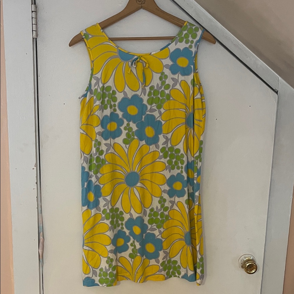Vintage floral mini dress